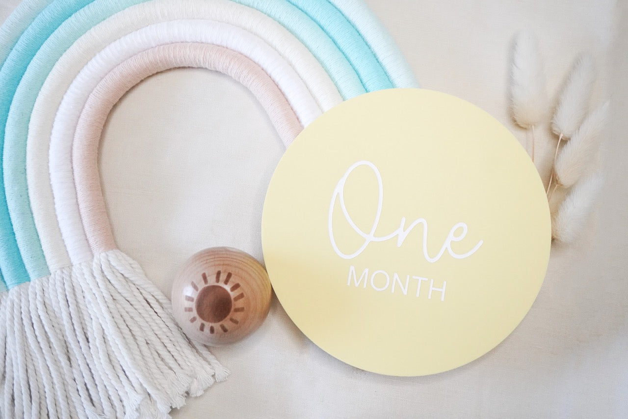 Round Milestone Card Set (Colour Customisable Acrylic)