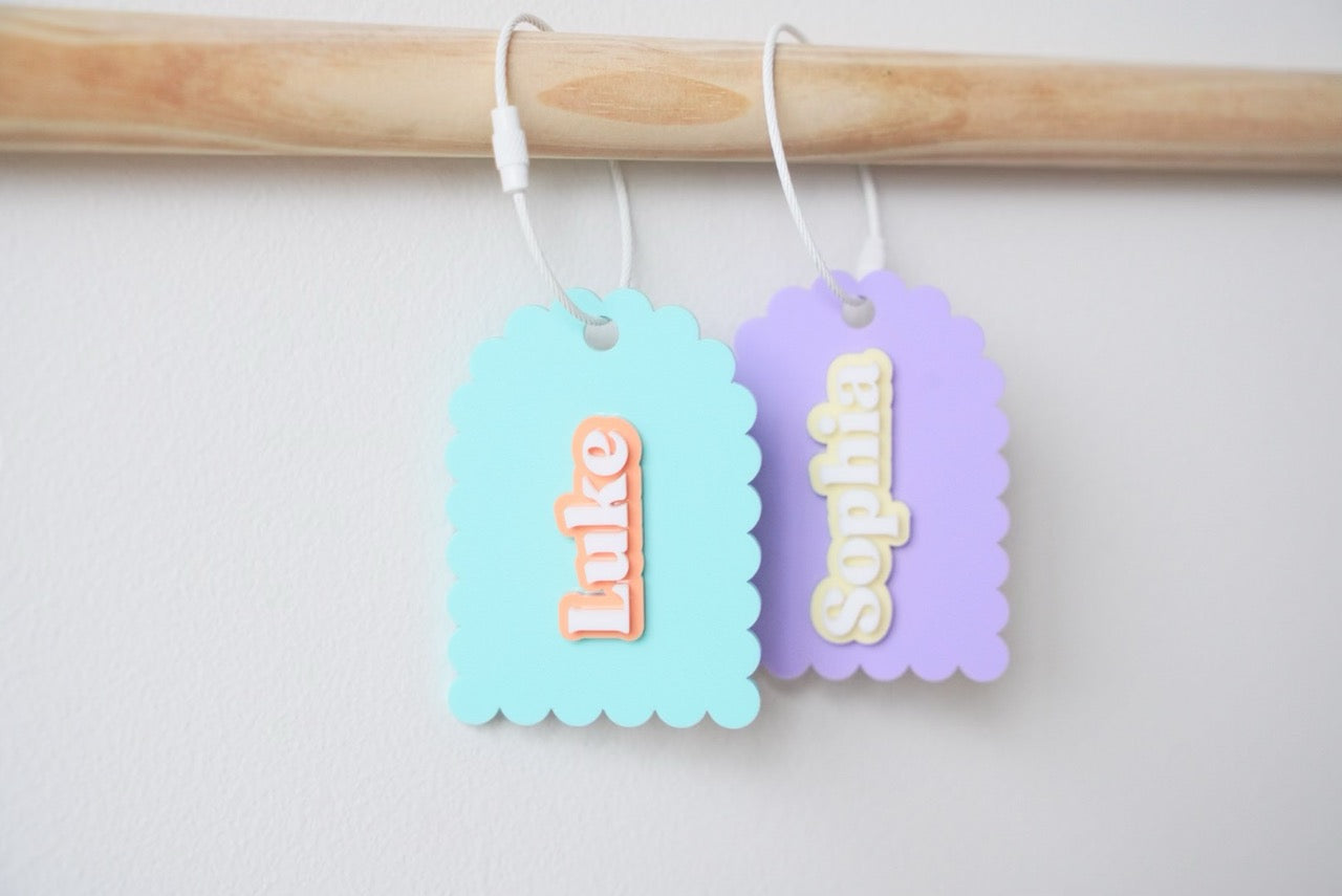Scalloped Arch Name Bag Tag (Triple Layered, Colour Customisable Acrylic)